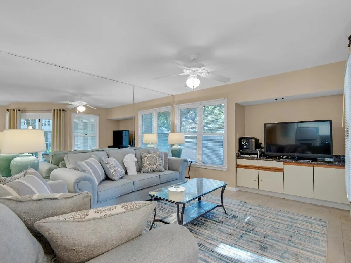 Holiday home Hidden Dunes 228 By Newman-dailey Destin