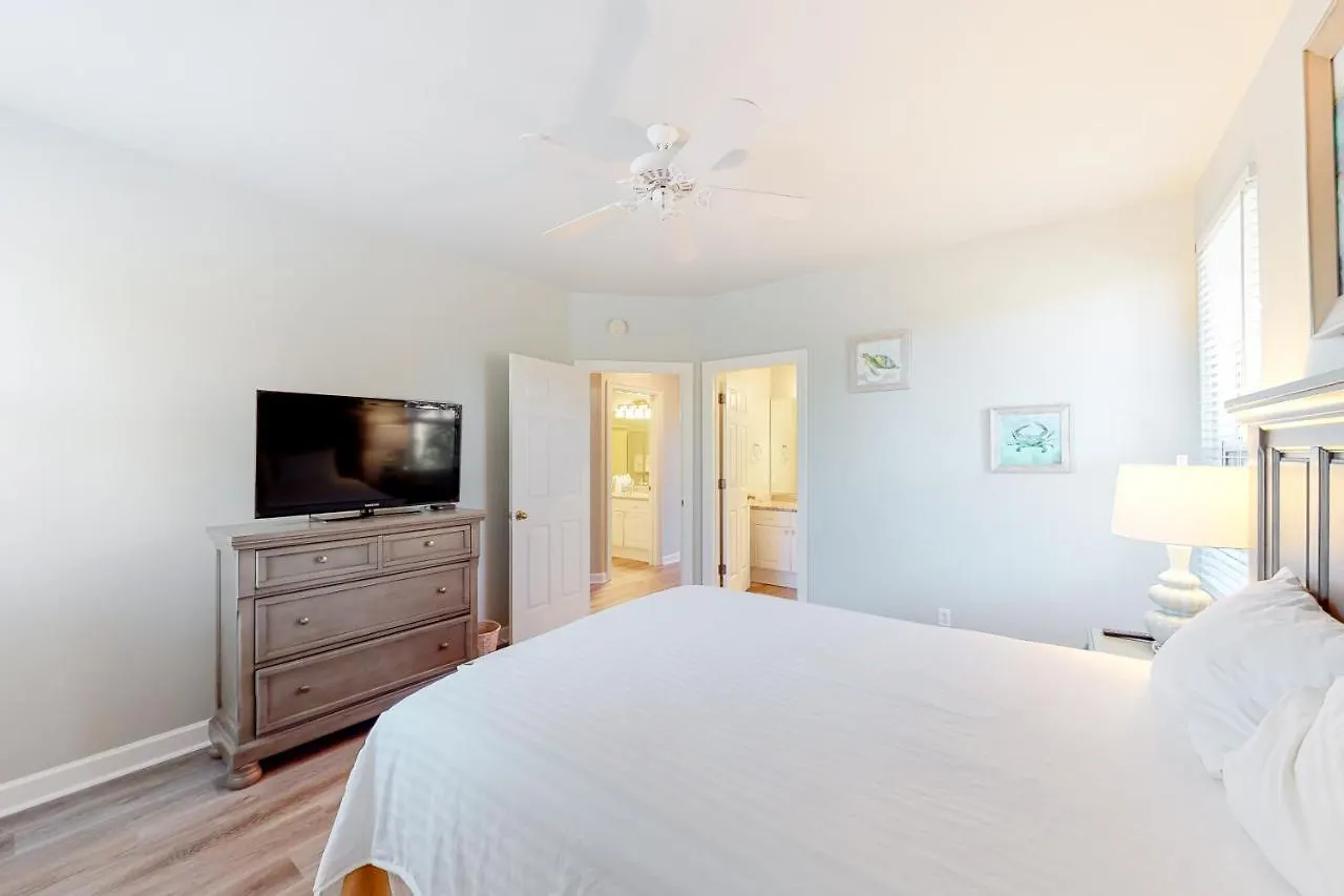 Turnberry #8562 Apartment