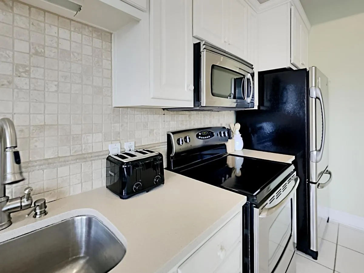 Destiny 7a Apartment *