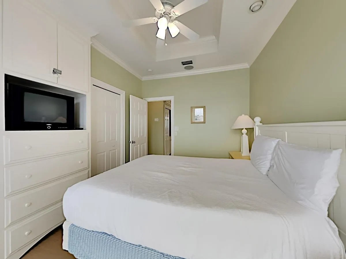 Apartment Destiny 7a