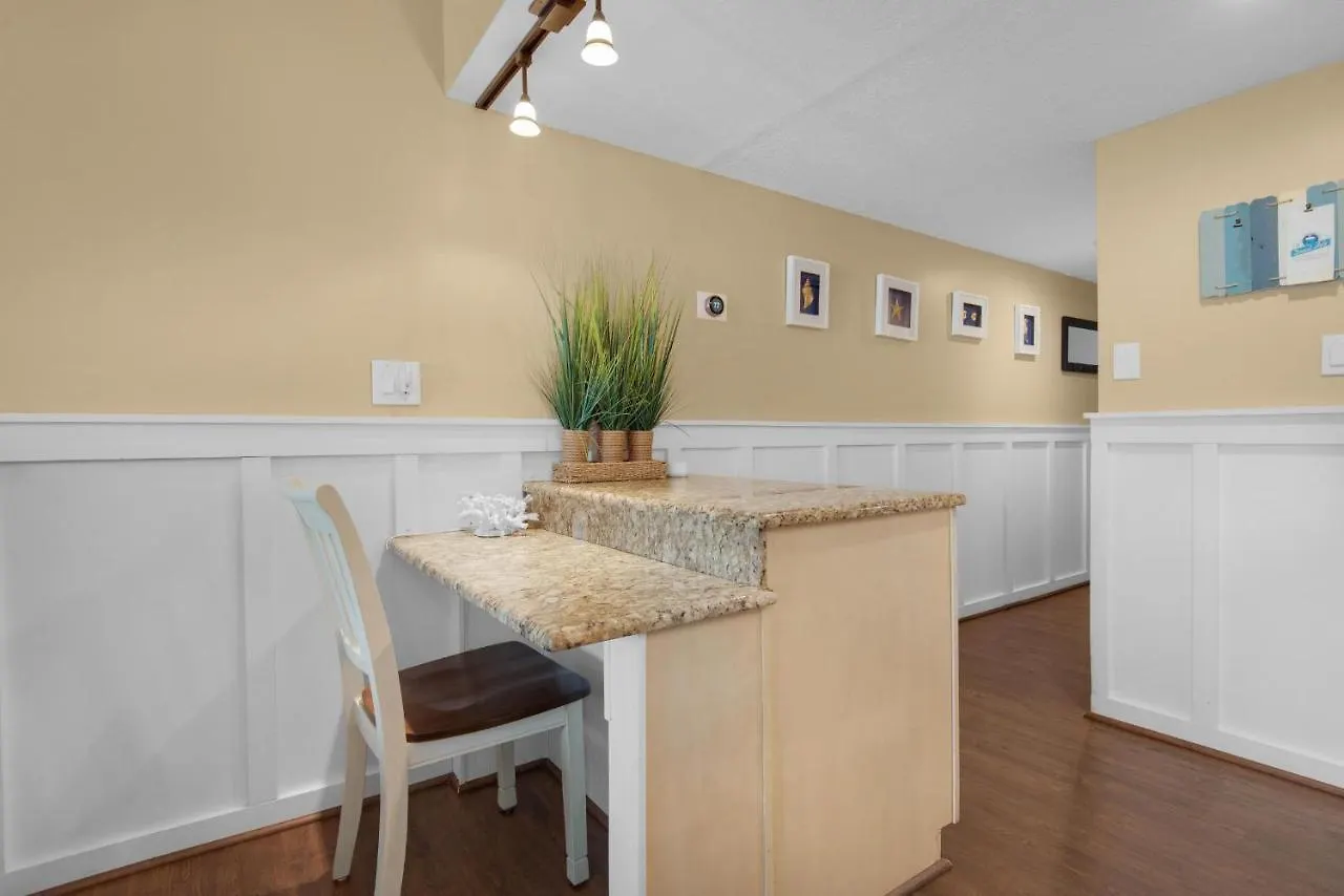 Surf And Racquet Club 412 Apartment *