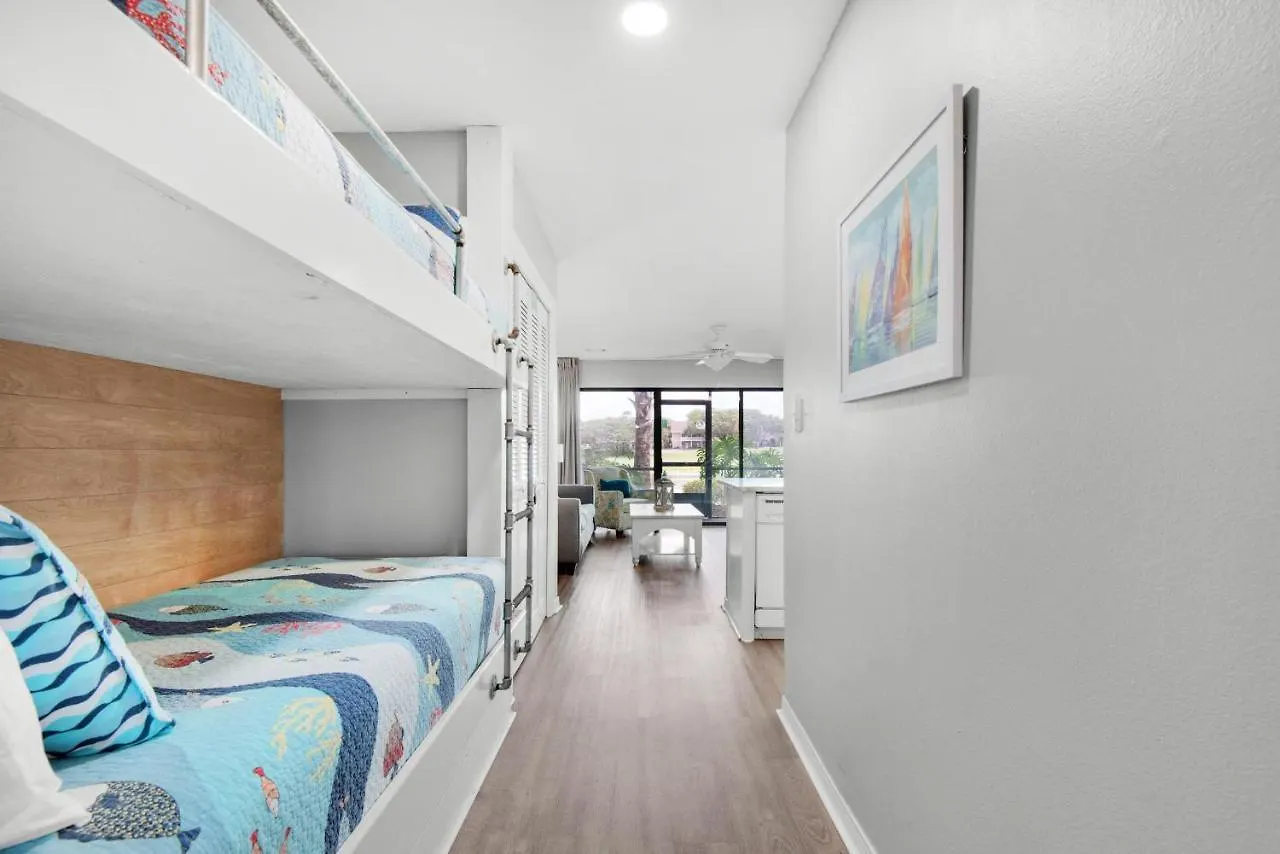 Seascape Lakefront 128- Retreat Yourself Holiday home *
