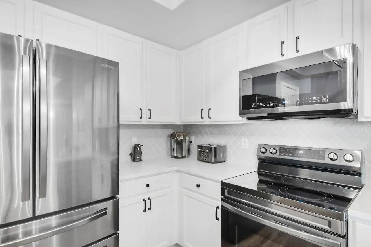 Palms #1515 Full 2 Bedroom *