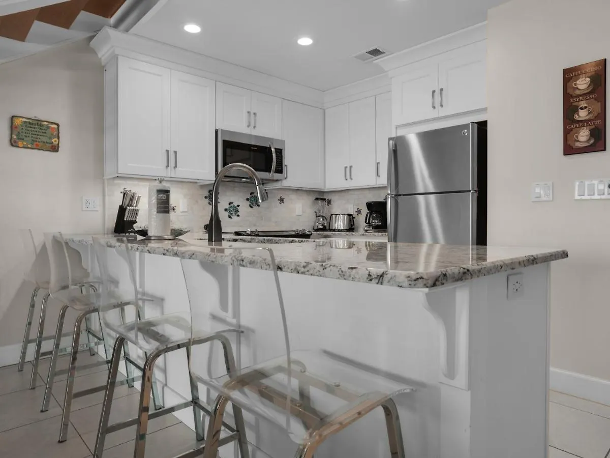 Holiday home Windancer 402 By Newman-dailey *