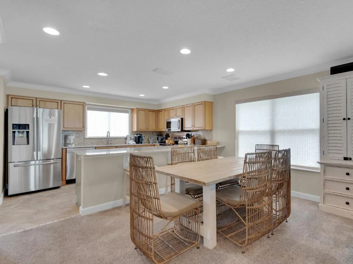 Quiet Surf Townhomes Ii #5 By Newman-dailey