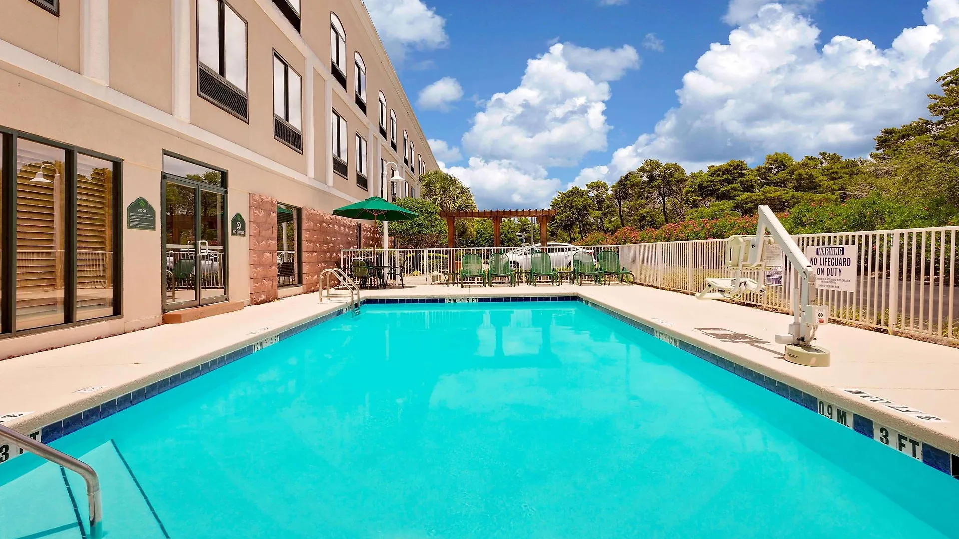Wingate By Wyndham 3*