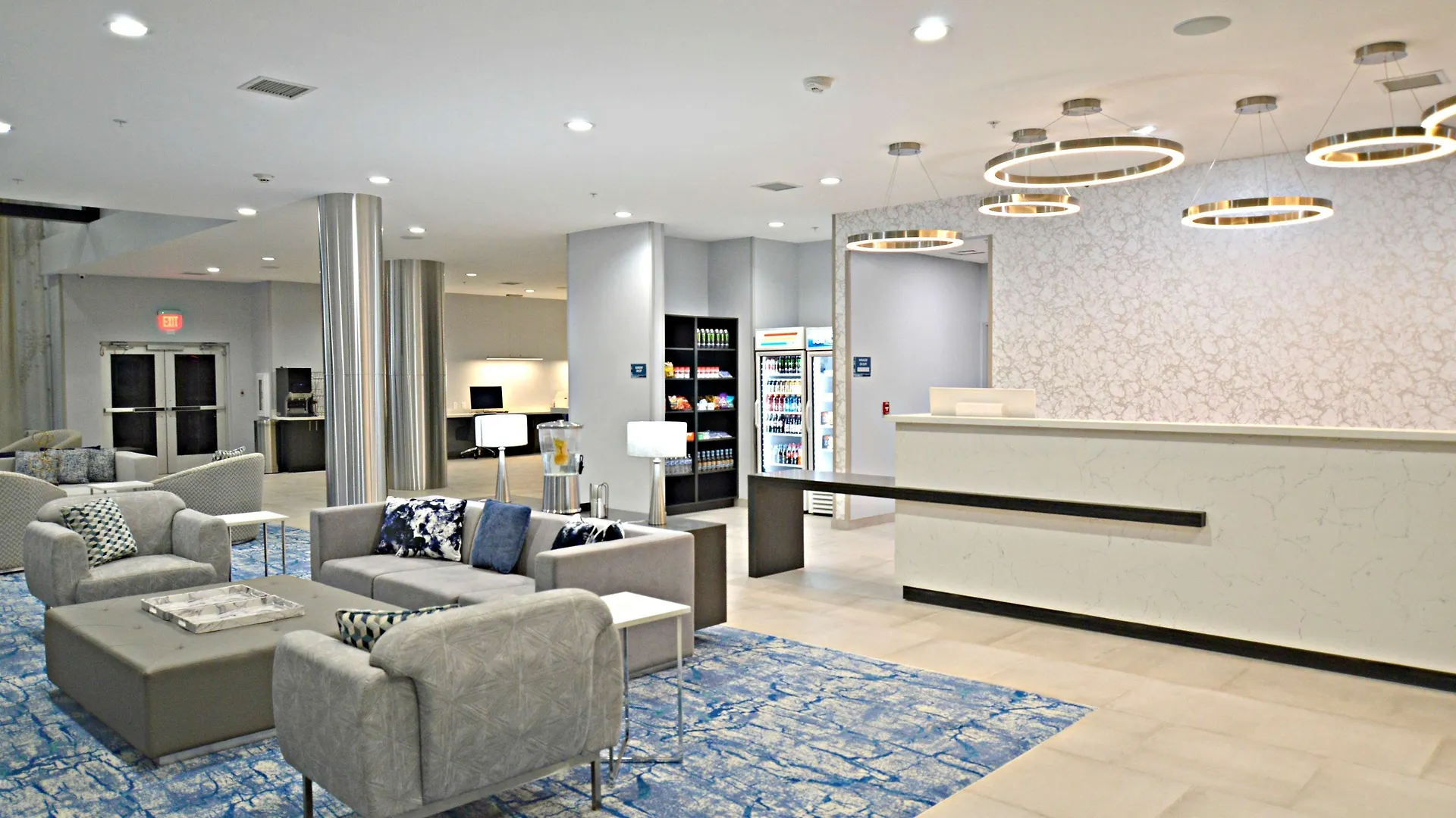 Spark By Hilton Destin 3*