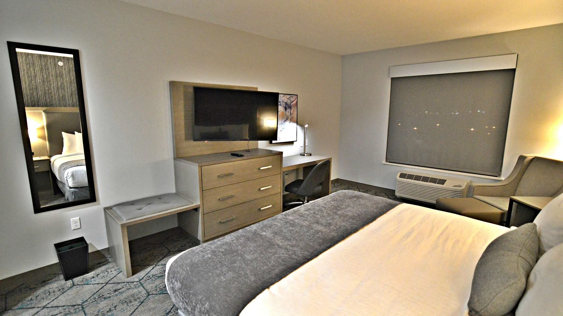 Spark By Hilton Destin Hotel 3*