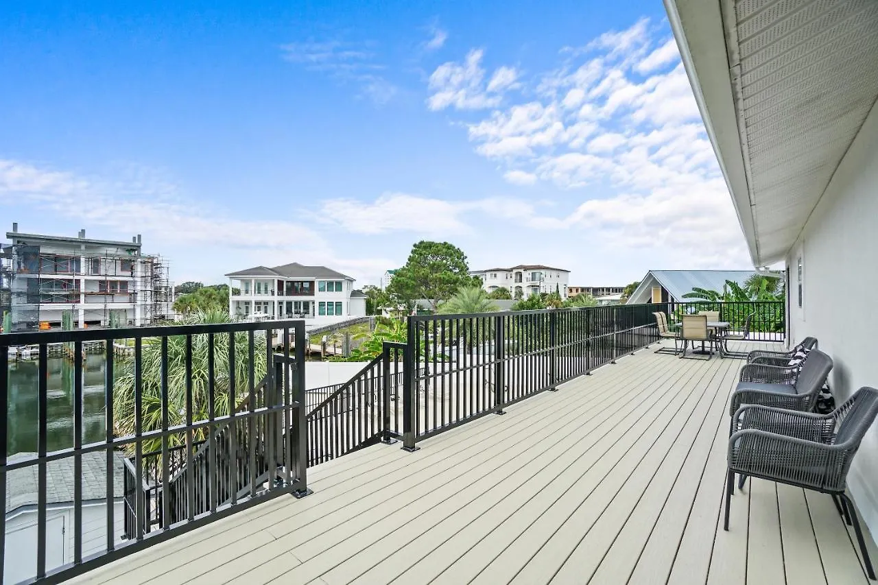 House - Happy Harbor House By Panhandle Getaways Destin