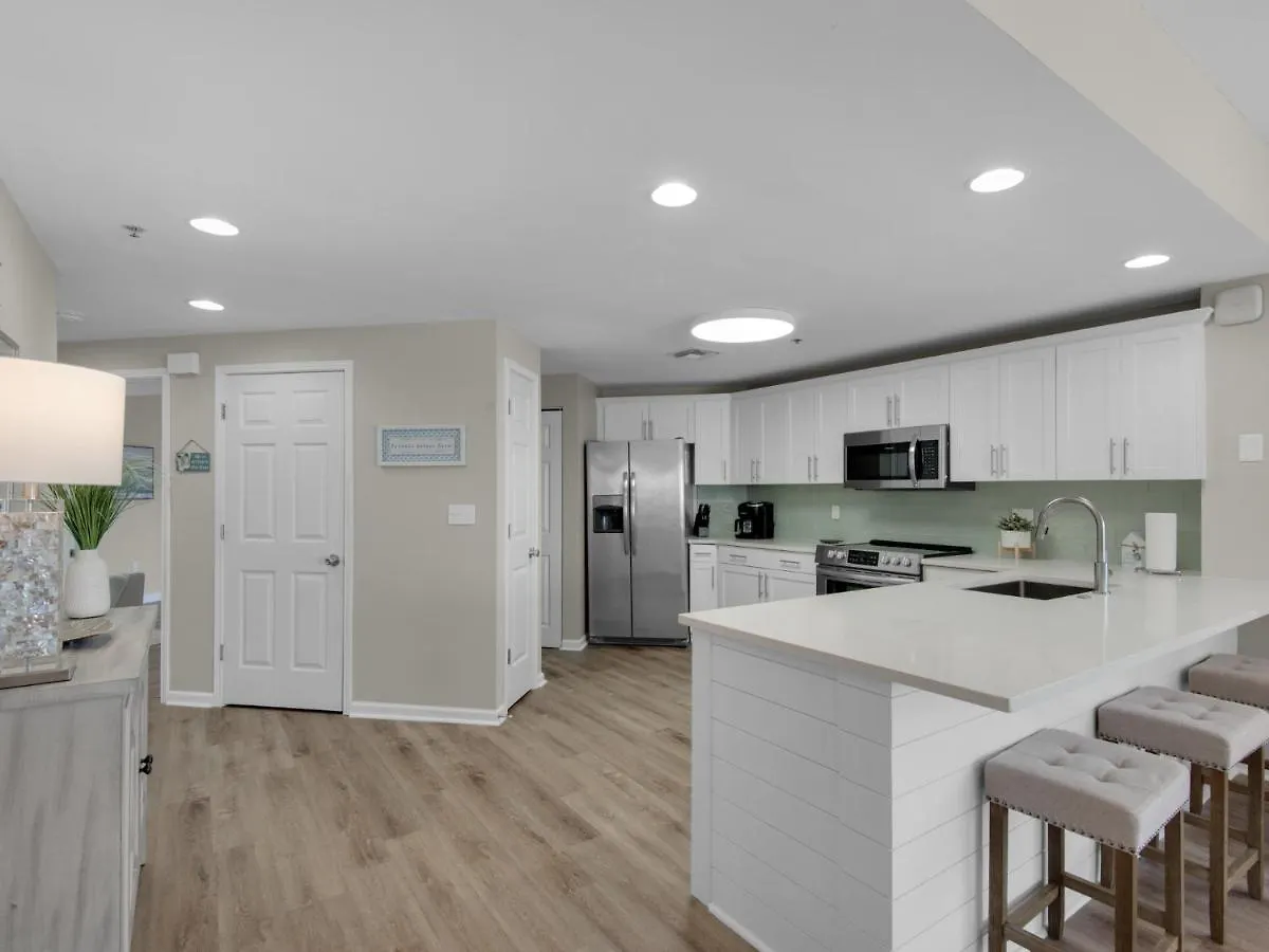 Sterling Sands 401 By Newman-dailey Destin