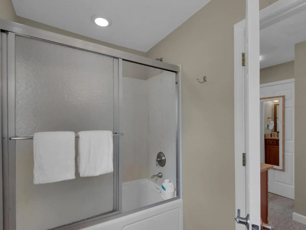 Quiet Surf Townhomes Ii #5 By Newman-dailey Holiday home *