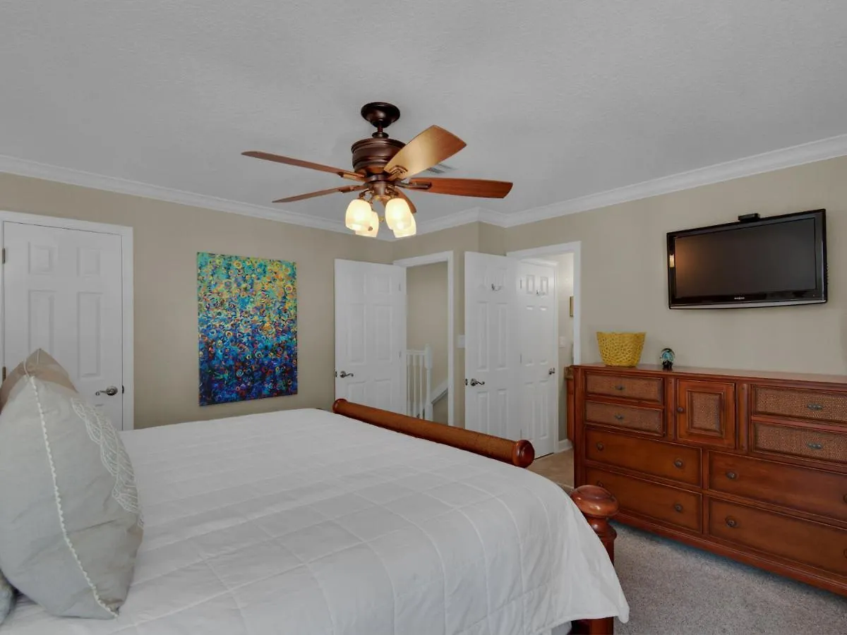 Quiet Surf Townhomes Ii #5 By Newman-dailey Holiday home