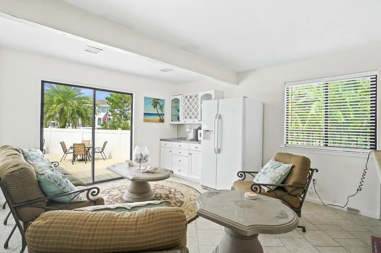 Holiday home House - Happy Harbor House By Panhandle Getaways *