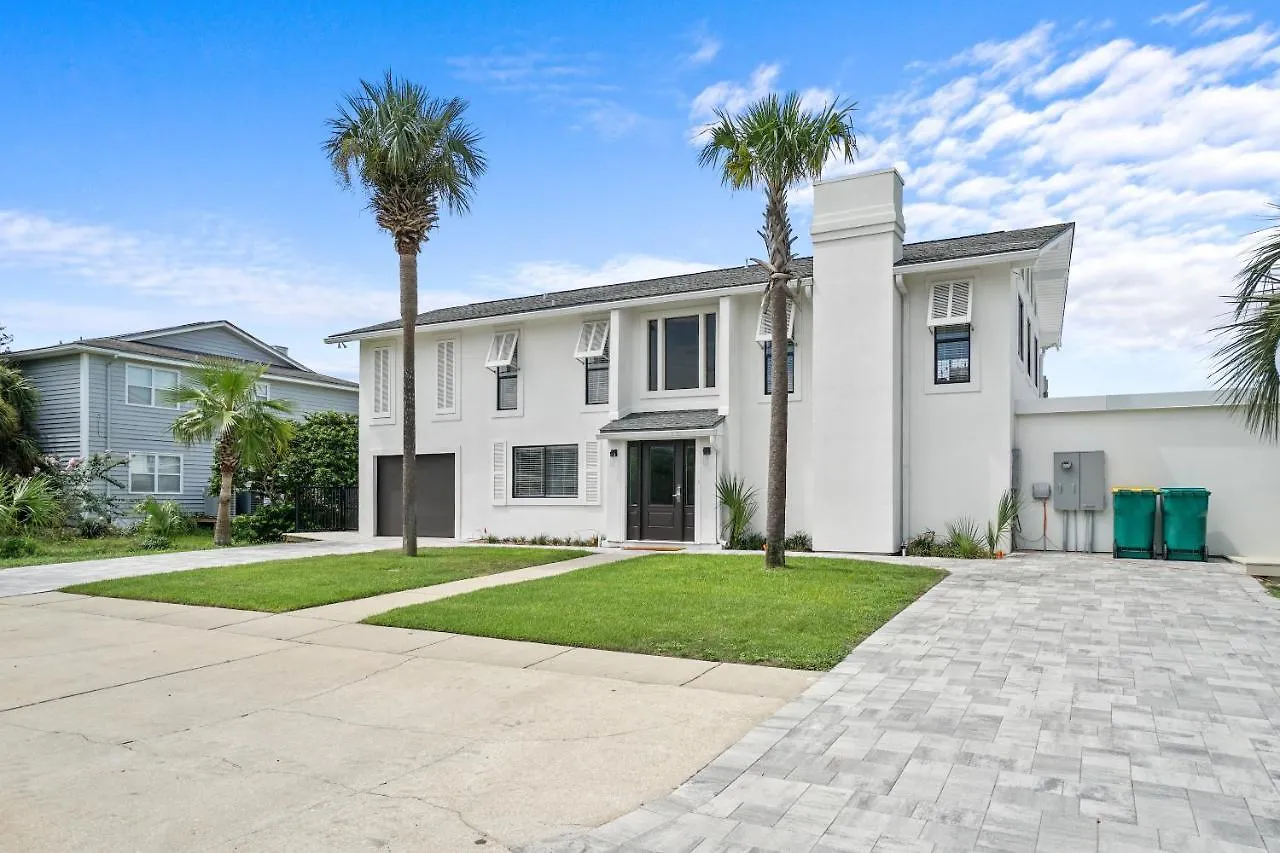 House - Happy Harbor House By Panhandle Getaways Holiday home *