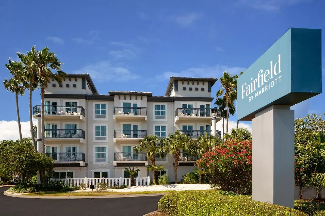 Otel Fairfield & By Marriott 3*