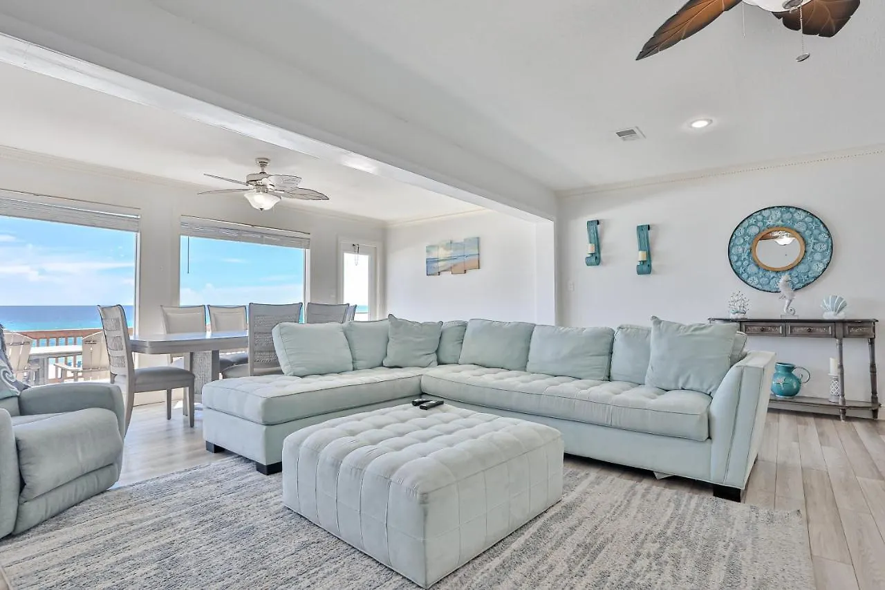 Captain's Quarters At Reef Townhomes Destin