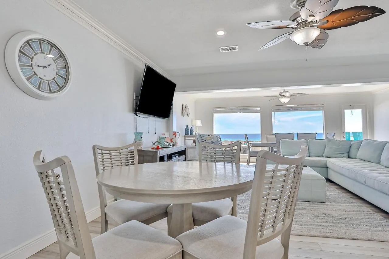 Holiday home Captain's Quarters At Reef Townhomes