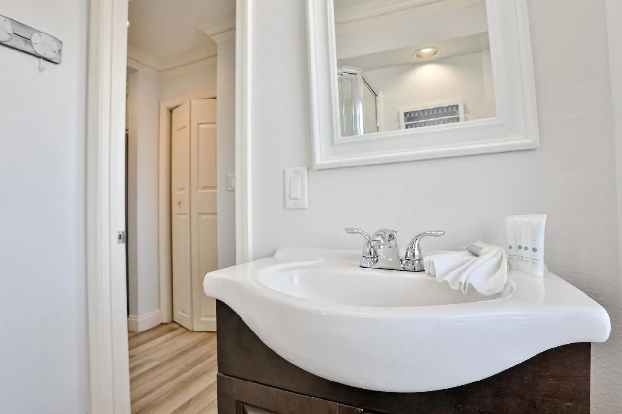 Captain's Quarters At Reef Townhomes Destin