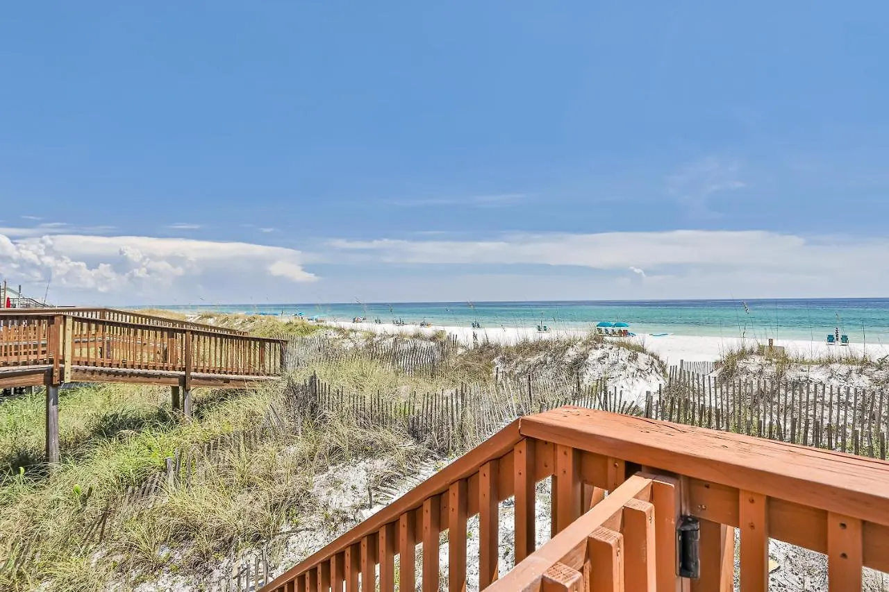 Captain's Quarters At Reef Townhomes Destin