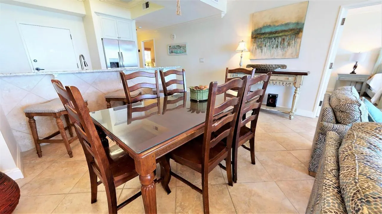 Holiday home Tides 0404 *