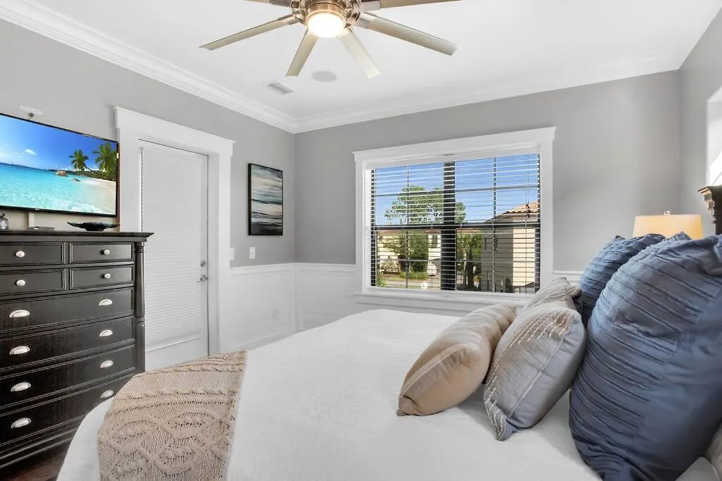 度假居 Large 4 Bedroom With Bunk And 2 Golf Carts! *