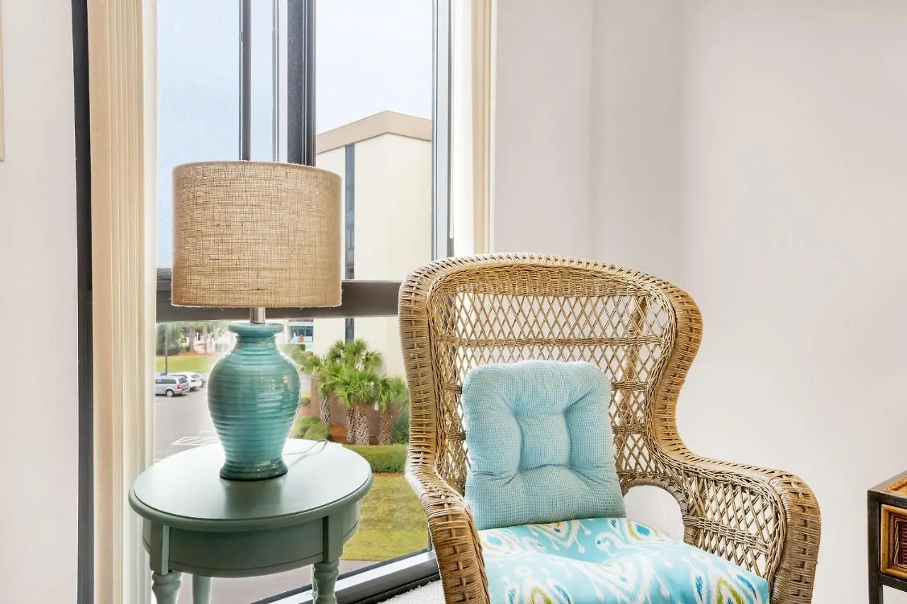 Enclave 401a Holiday home