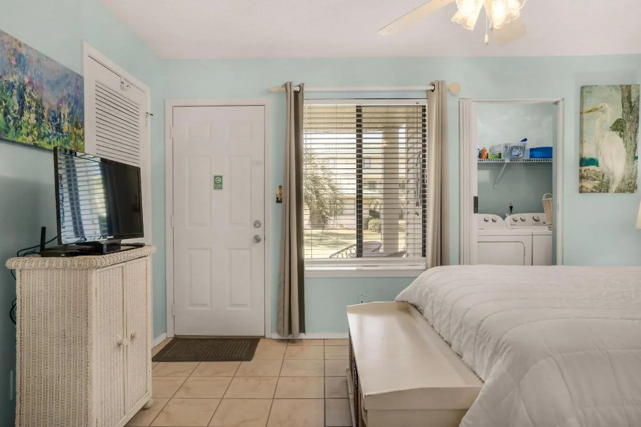 Sandprints D11 Holiday home *
