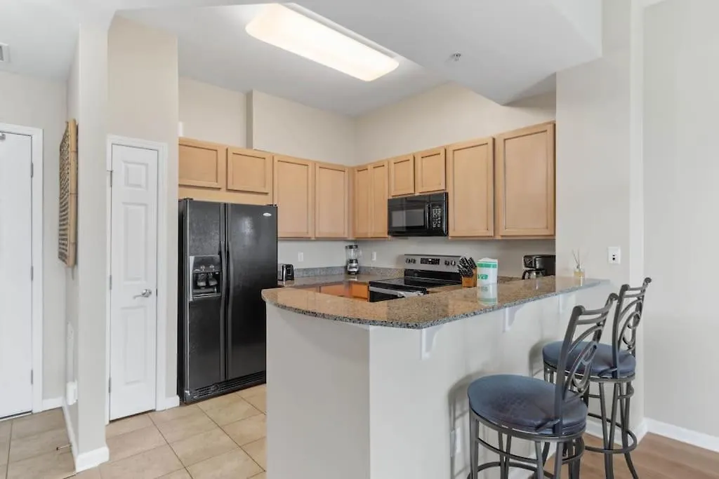 Family Friendly In Heart Of Destin! Style Pool, Tennis Courts Minutes From Destin