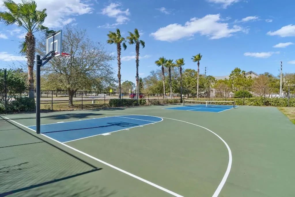 Family Friendly In Heart Of Destin! Style Pool, Tennis Courts Minutes From Apartment *