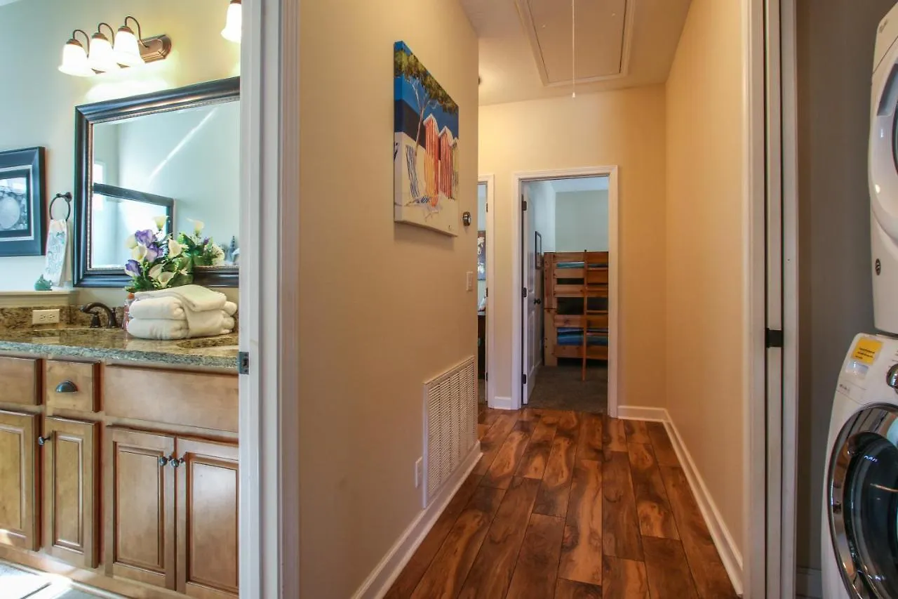 Amazing 4 Bedroom Vacation In The Villages Of Crystal Lakes