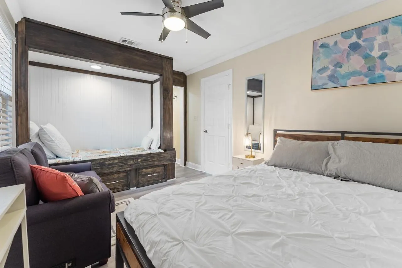 Side Retreat Holiday home *