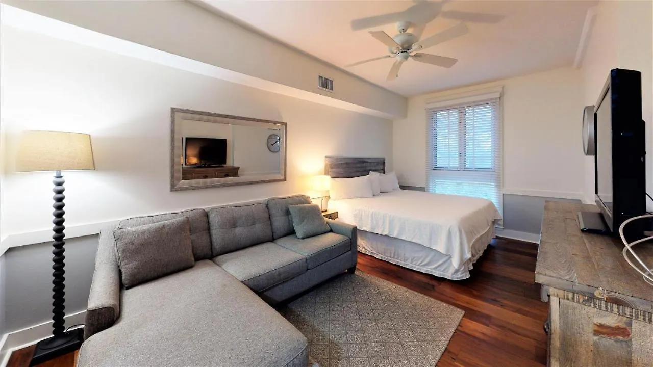 Pilot House 229 * Destin