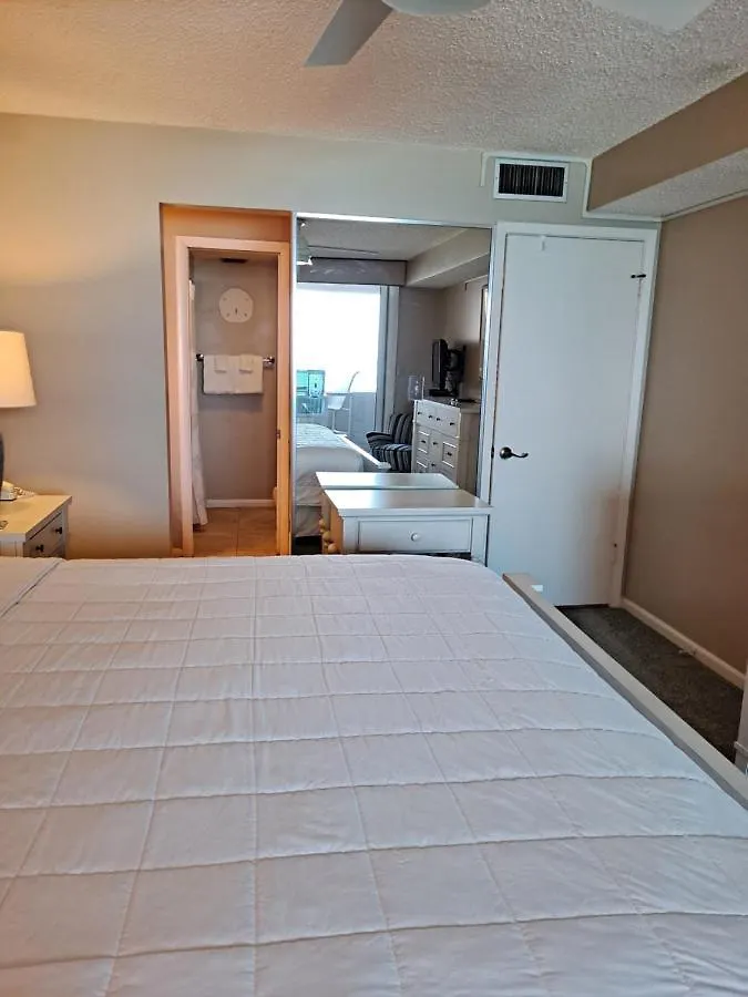 Appartamento Penthouse At Jetty East 613b 2/2