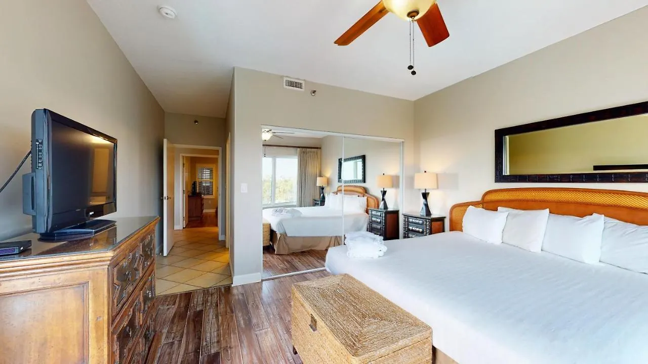 Summit 409-409a Lockout Holiday home *