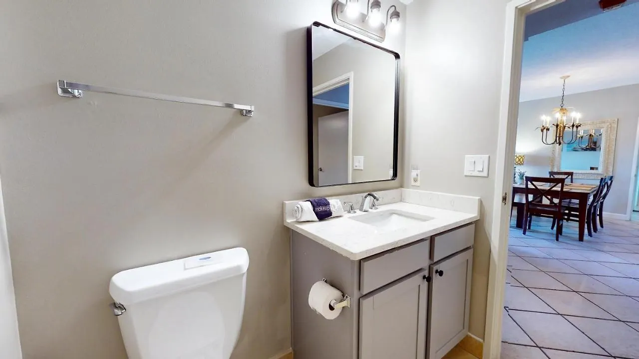 Summit 409-409a Lockout Holiday home