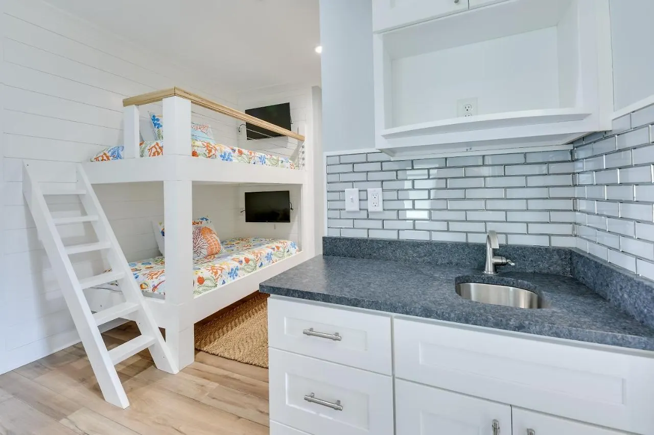 Miramar Retreat With Pool Access And Fireplace! Tatil Evi