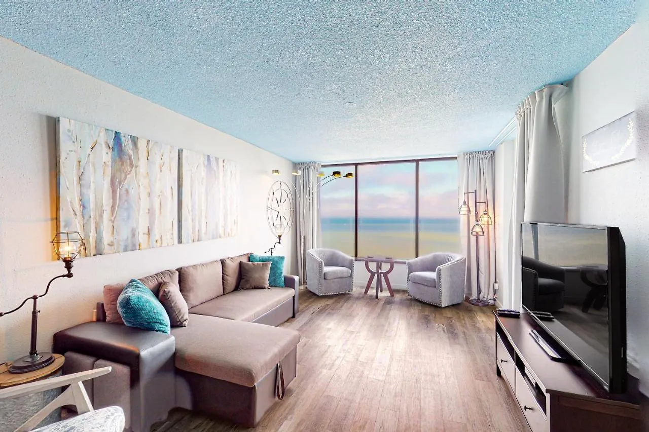 Bayside 6870 Apartment