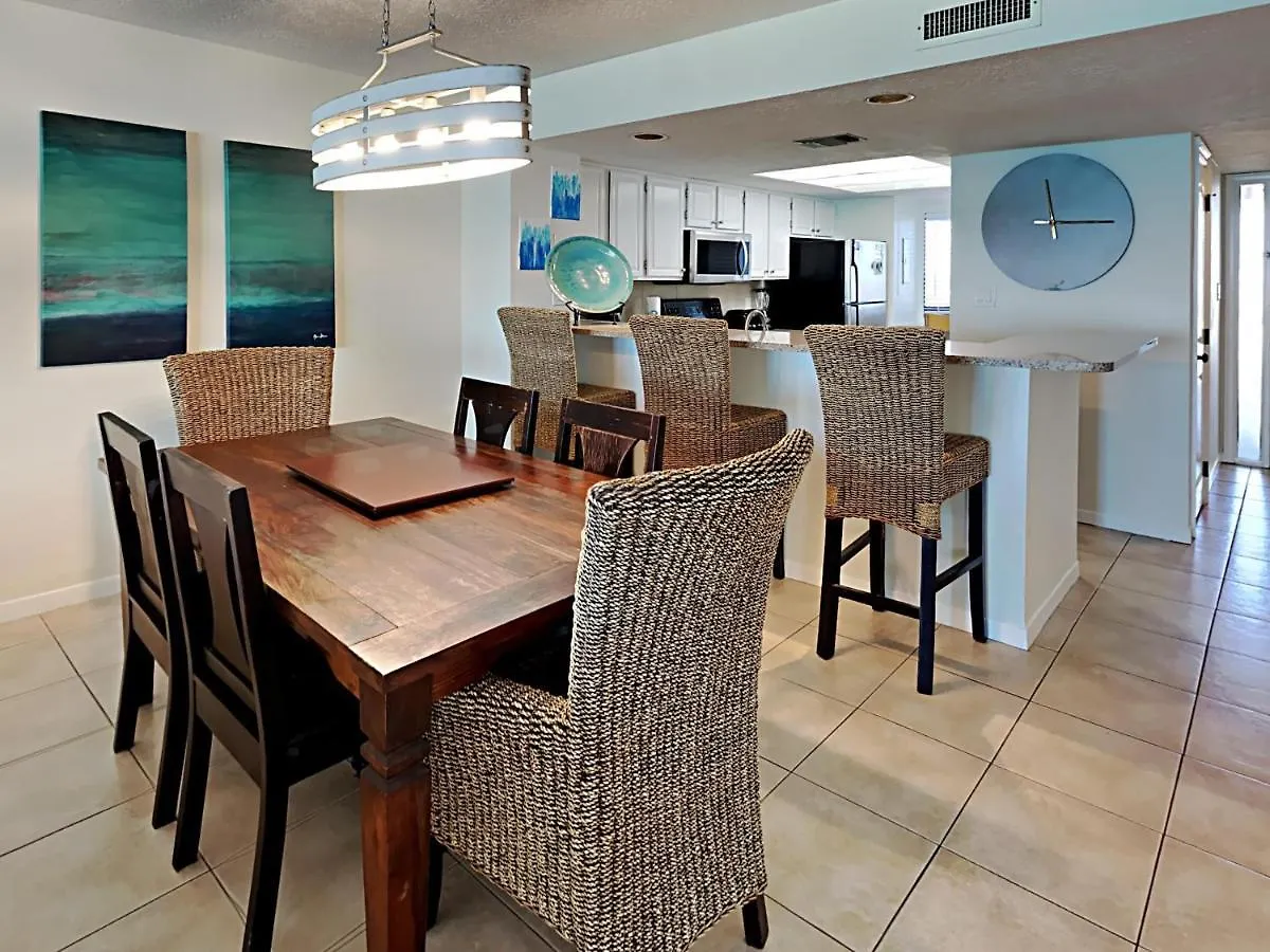 Apartment Edgewater #1205