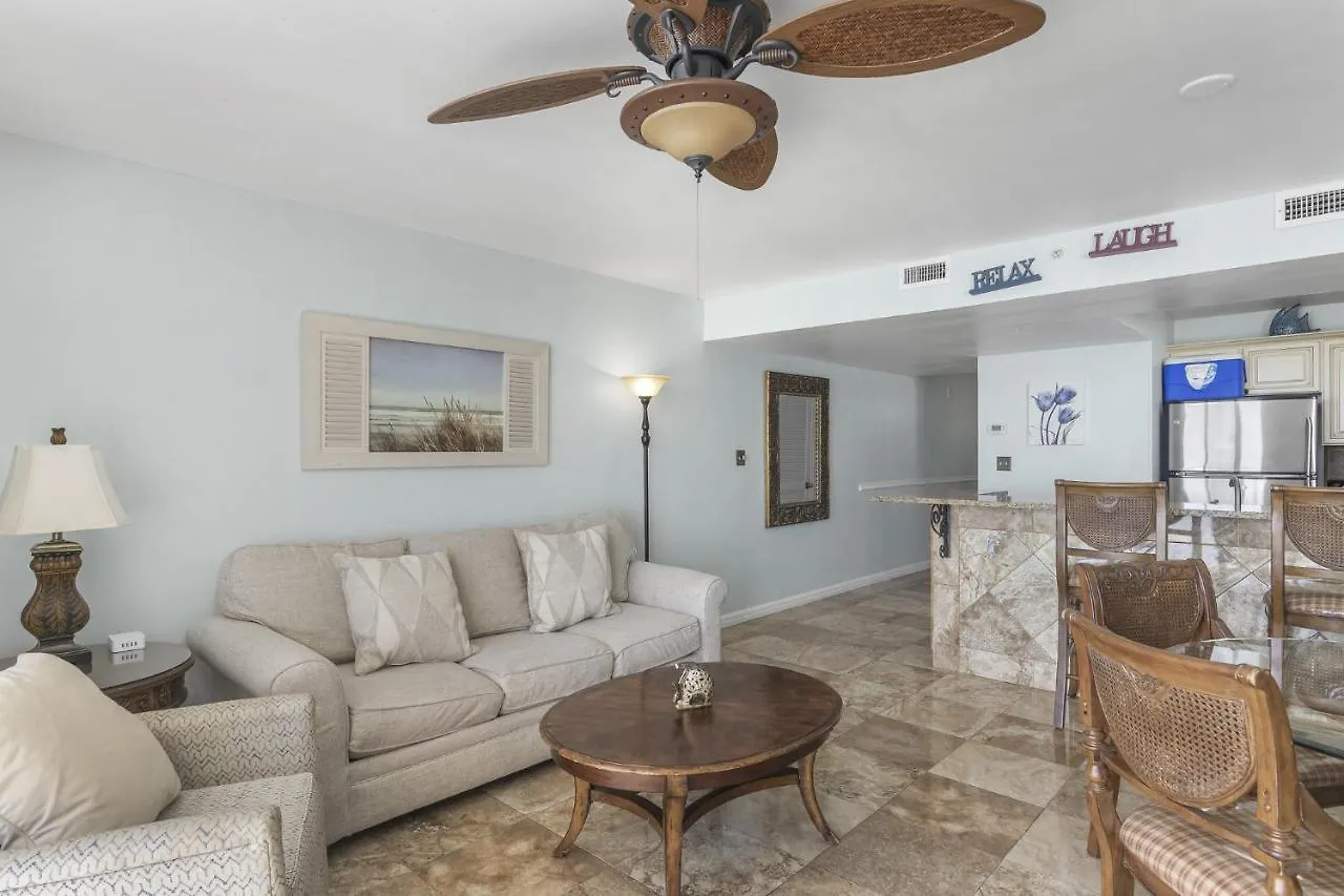 شقة Front 18th Flr, Ocean View, New Upgrades *