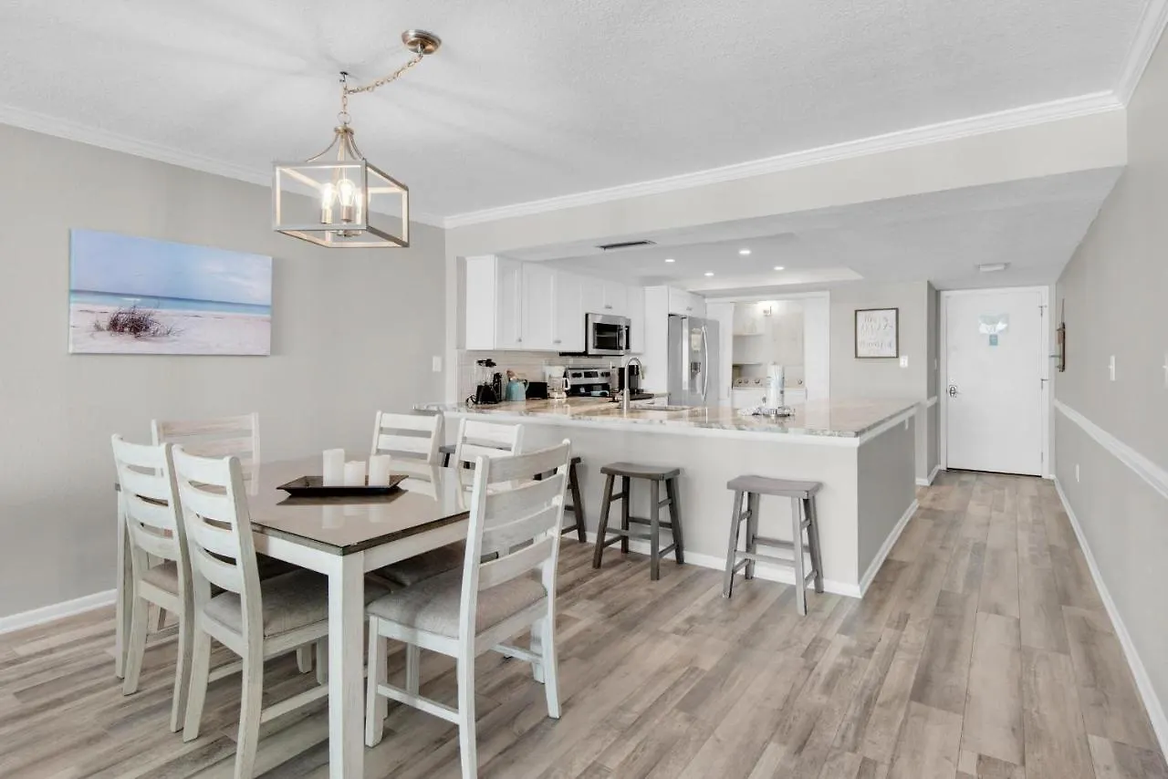 Shoreline Towers 1114 Destin
