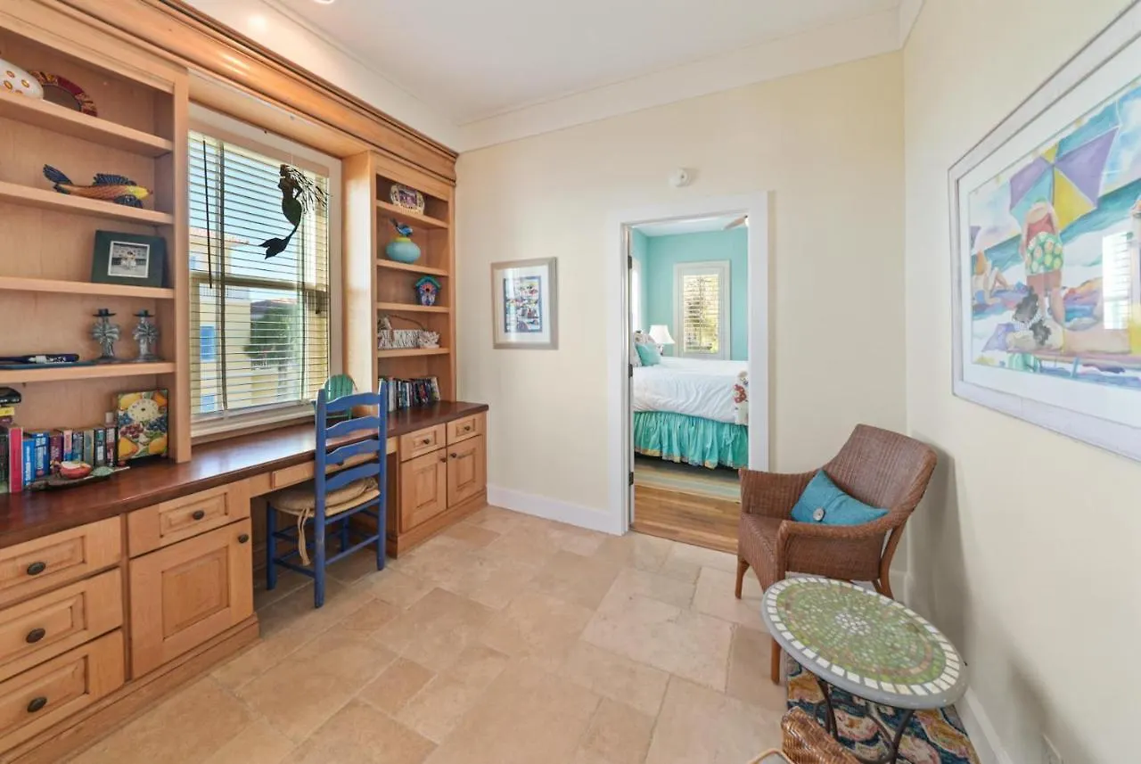Caribbean Breezes Holiday home