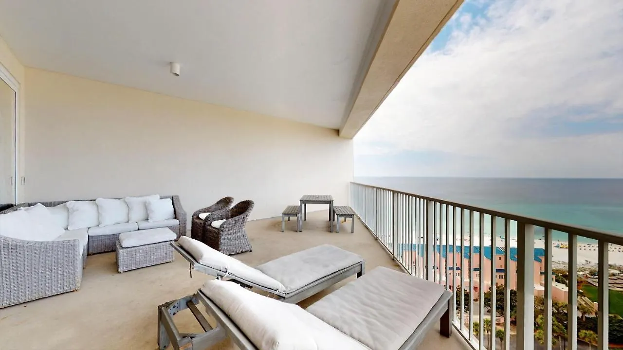 Tides 1410 Holiday home *