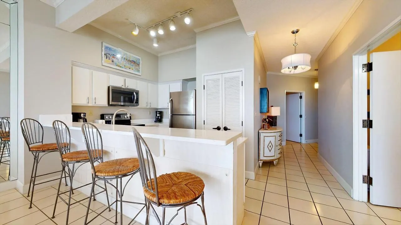 Holiday home Tides 1410