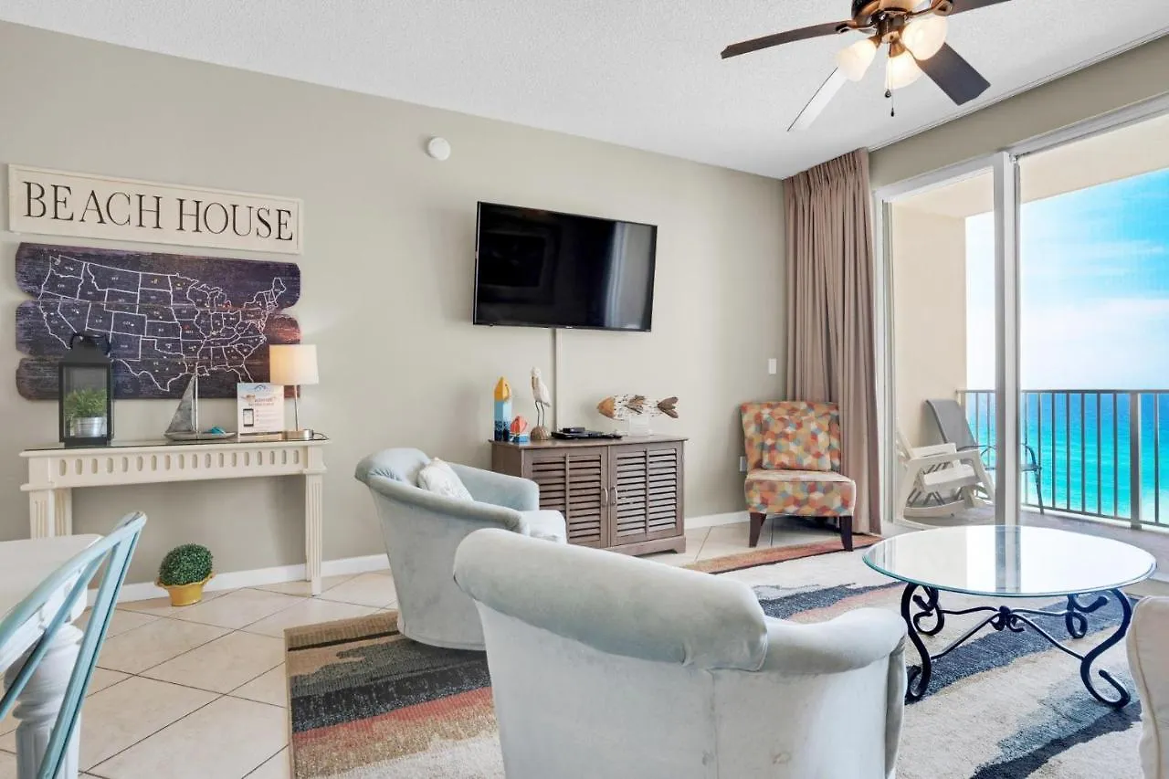Holiday home Majestic Sun 705b