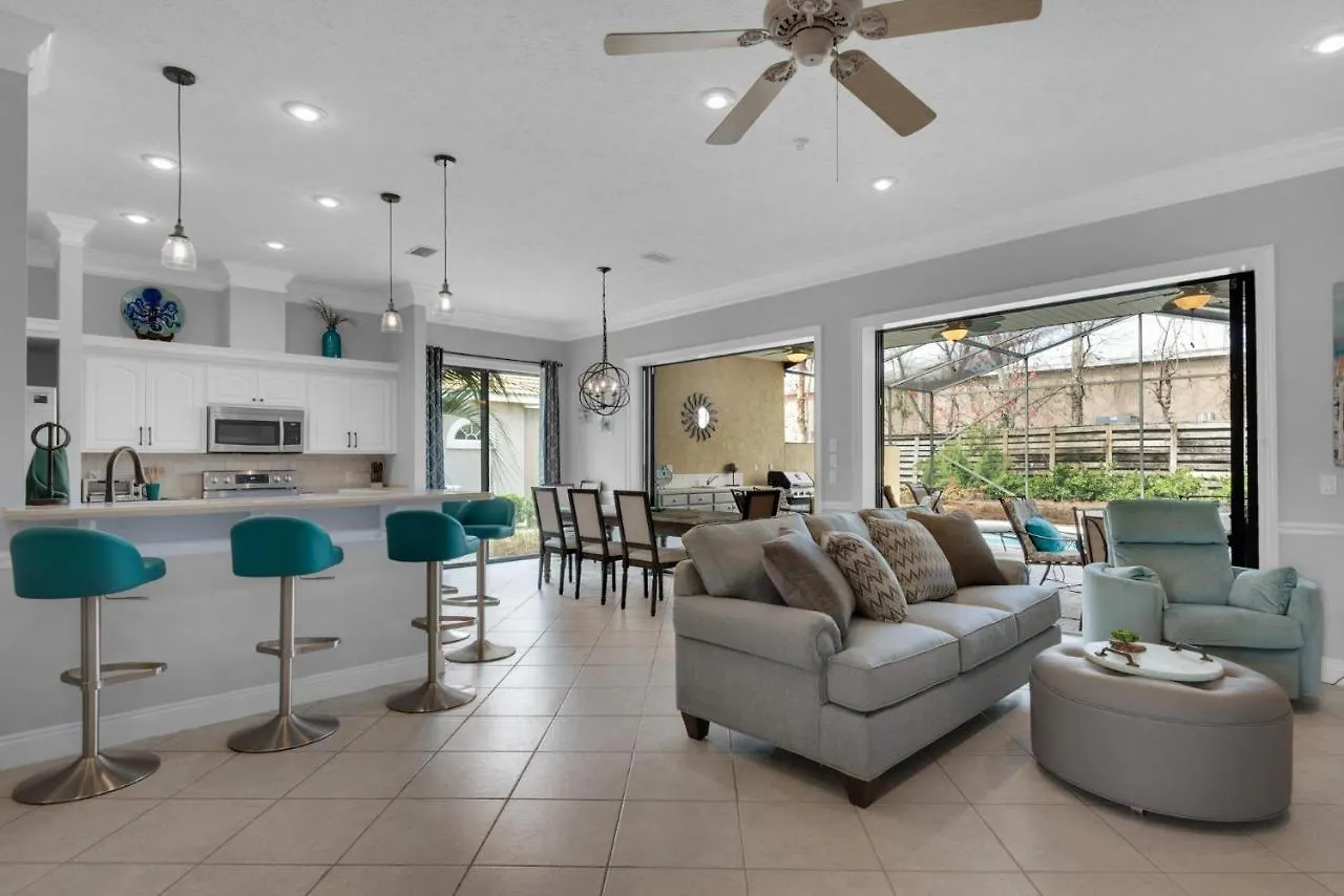 Destiny Splash Holiday home