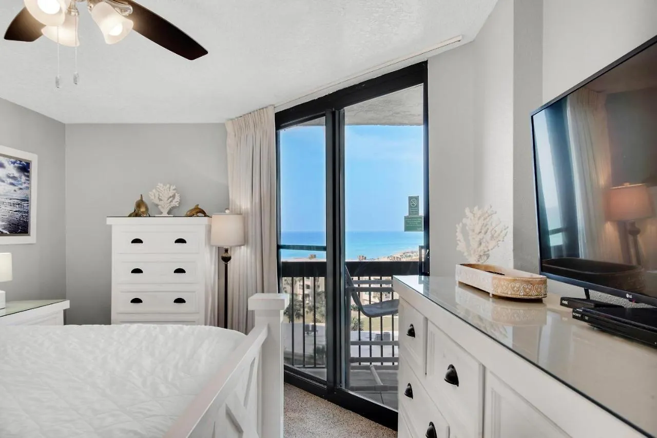 Sundestin 818 Holiday home