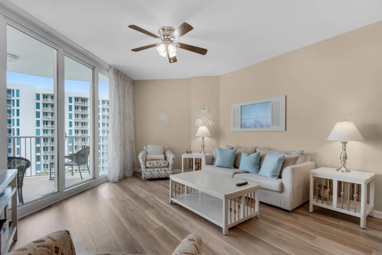 Palms #1813 Jr. 2br