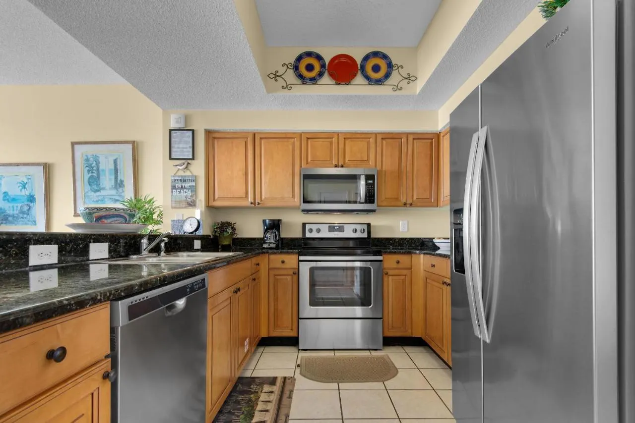 Holiday home Majestic Sun 704b