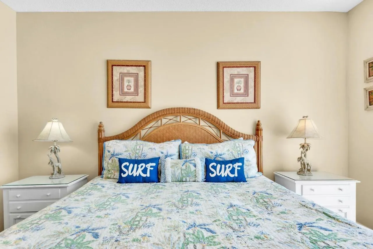 Holiday home Majestic Sun 704b