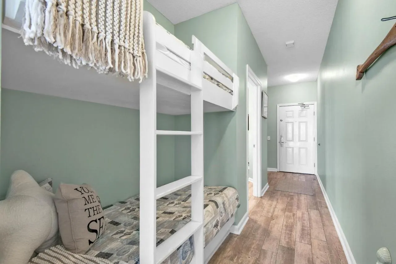 Holiday home Majestic Sun 707b *